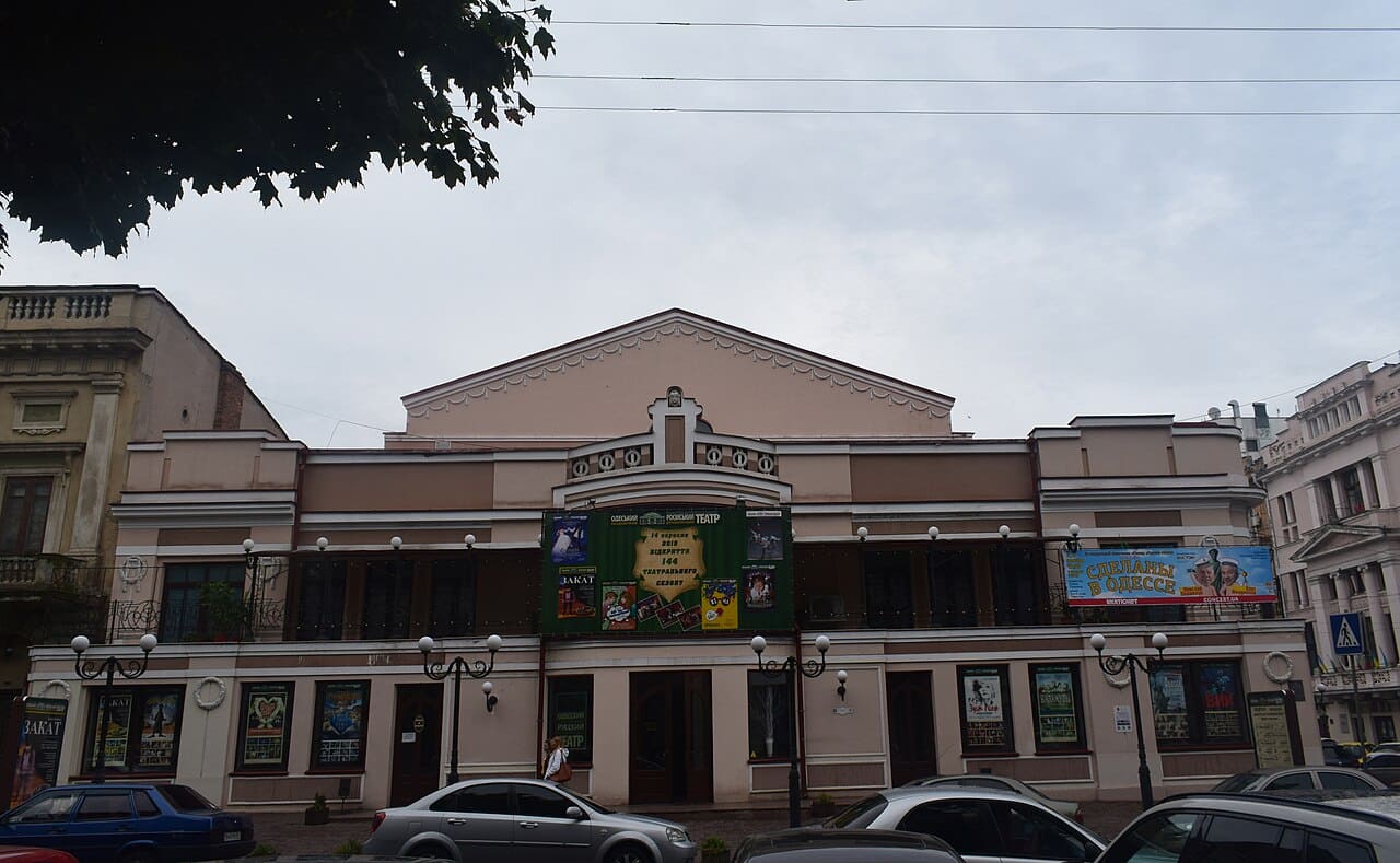 Honchar theater1