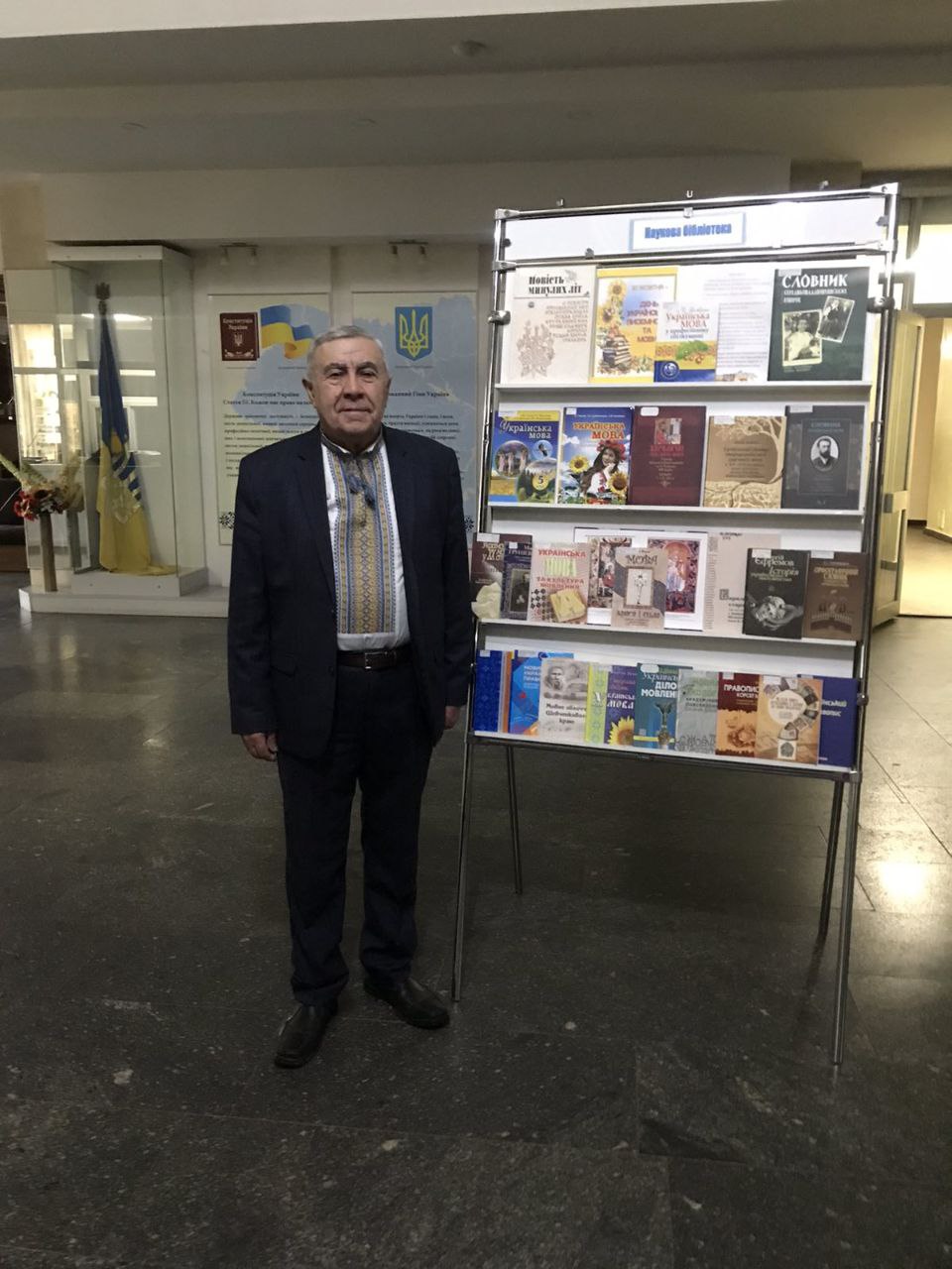 photo 5188337480619923332 y